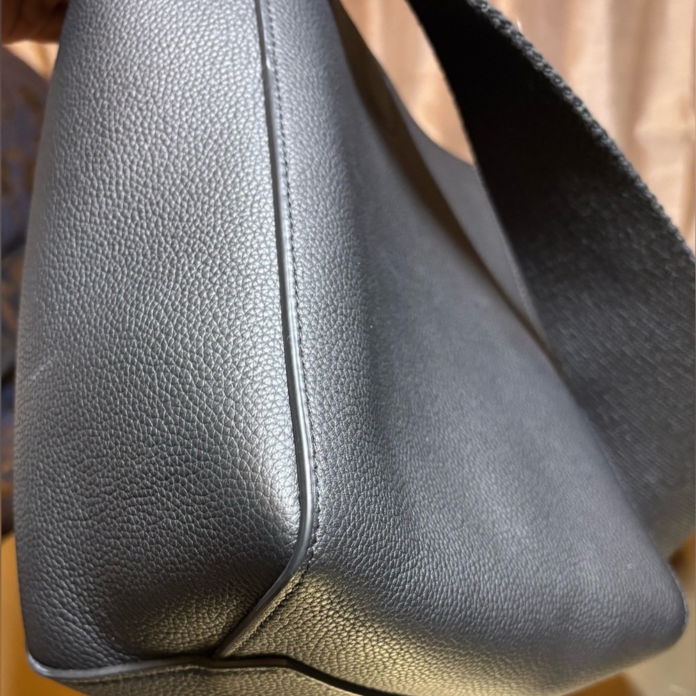 NWOT - Celine Sangle Seau Bucket Small Bag - Black - Picture 8 of 13